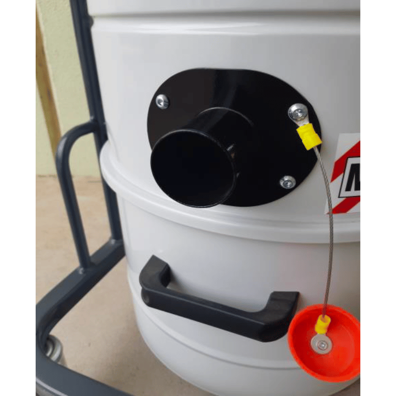 Delfin MTL 202 DS Industrial Single Phase Dust Vacuum Cleaner suction inlet valve close up image